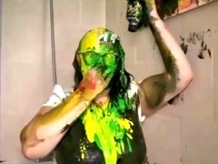 BBW covers herself in paint from head to toe sploshing